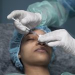 patient-getting-anesthesia-high-angle patient-getting-anesthesia-high-angle